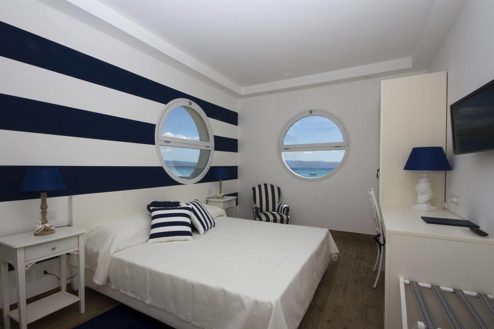 Hotel Nautilus 3*